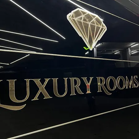 Luxury 's Nocleg ze śniadaniem 4*