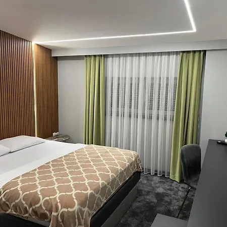 Luxury 's 4* Velika Kladusa