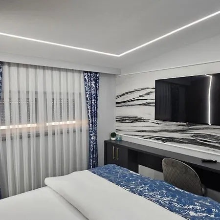 Nocleg ze śniadaniem Luxury 's 4*
